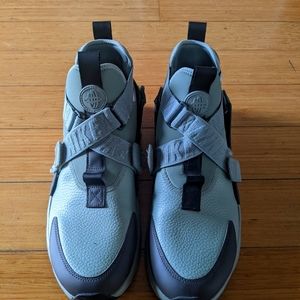 Men's Nike air size 11.5